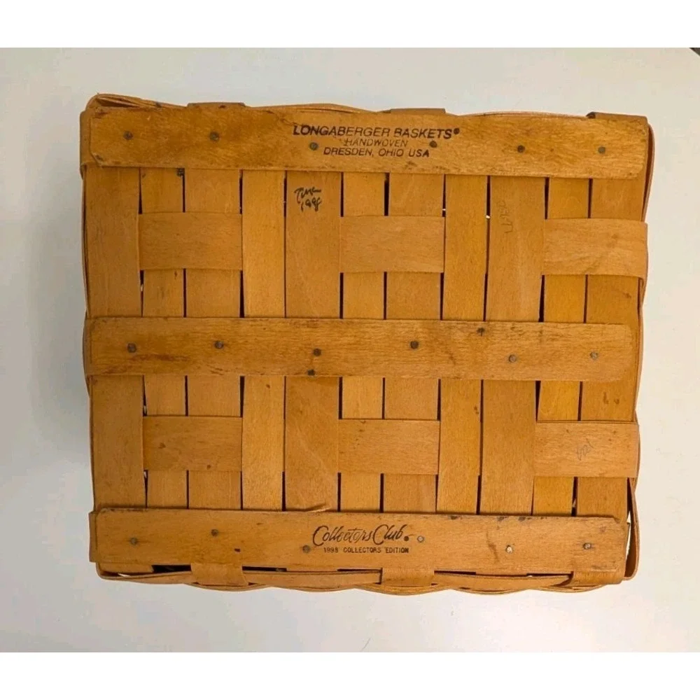 Longaberger 1998 Collectors Club Harbor Basket –Liner & Protector
